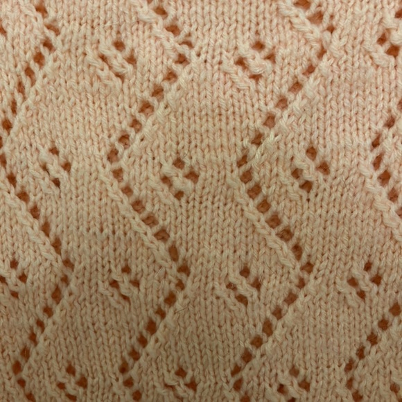 Handmade peach vest/top - Picture 2 of 3